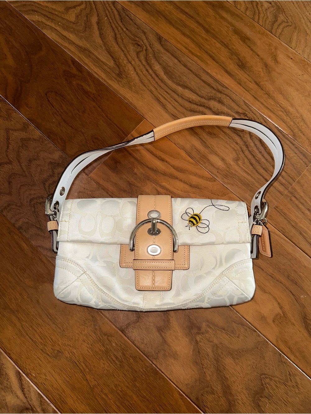 Coach White Shoulder Bag with Tan Trim and Bee Appliqué
